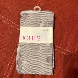 Gray tights with fishnet-like pattern with flowers